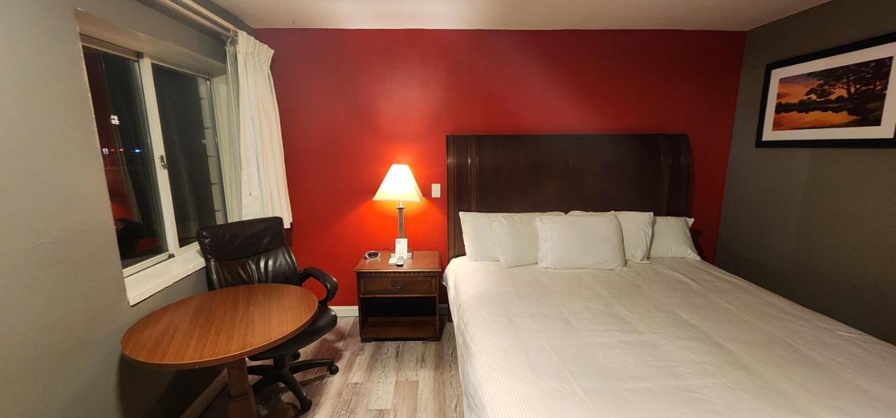 Nashoba Valley Inn & Suites Ayer Exteriér fotografie