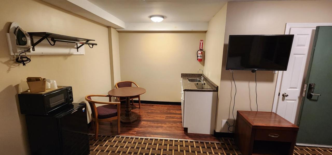 Nashoba Valley Inn & Suites Ayer Exteriér fotografie