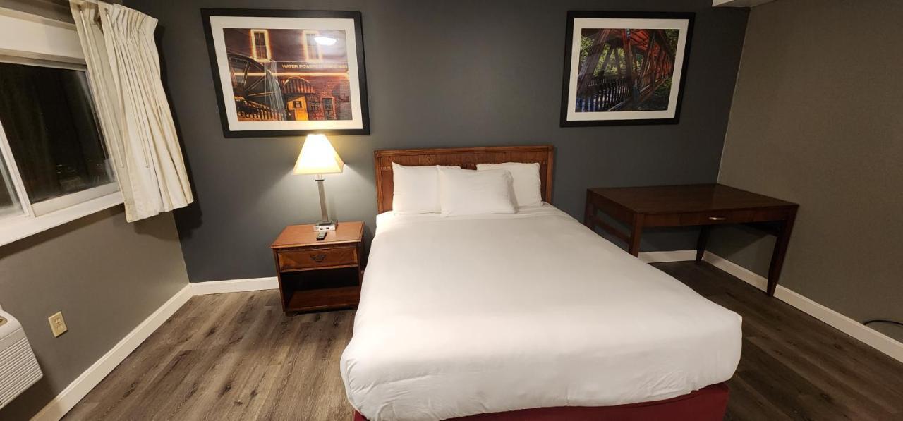 Nashoba Valley Inn & Suites Ayer Exteriér fotografie