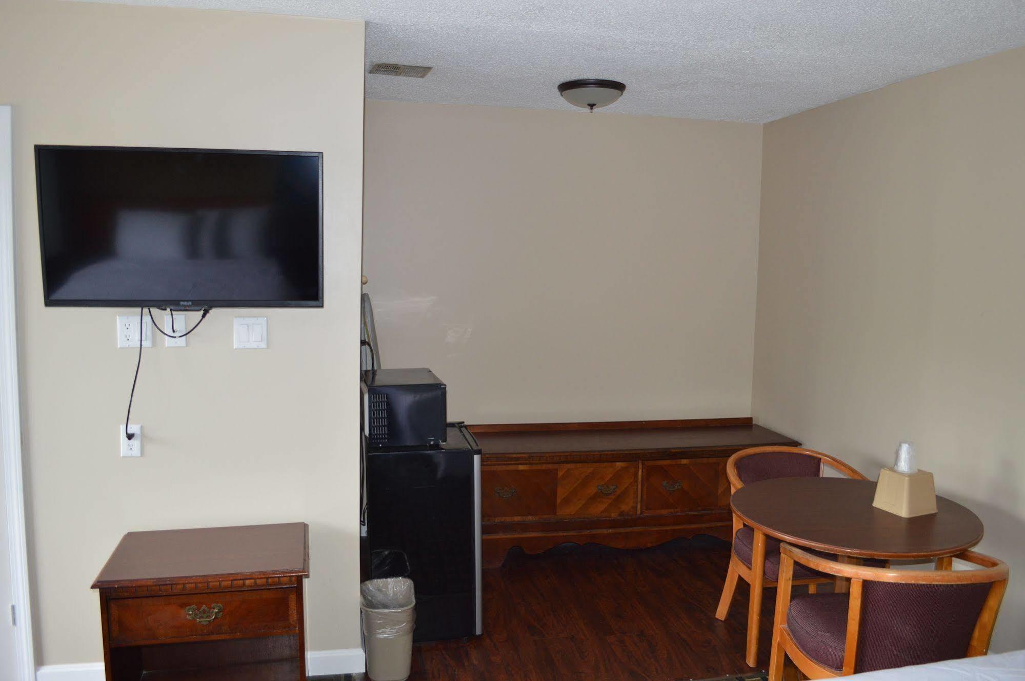 Nashoba Valley Inn & Suites Ayer Exteriér fotografie